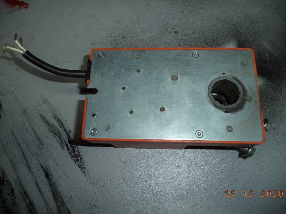 Siłownik BELIMO NM 24 A