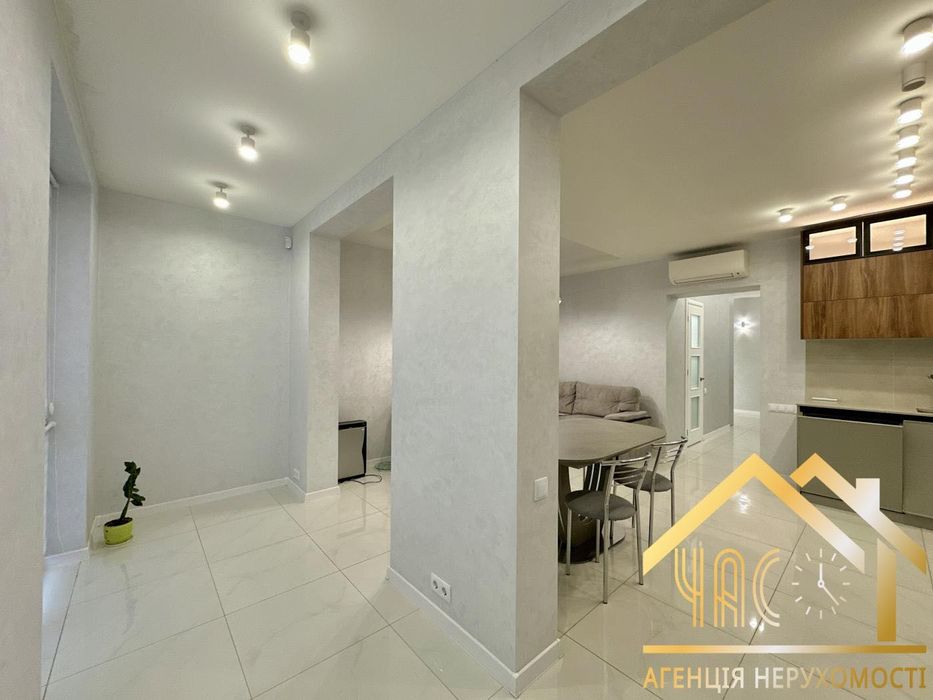 Таунхаус 95 м² з ремонтом і меблями, Жуляни, Київ