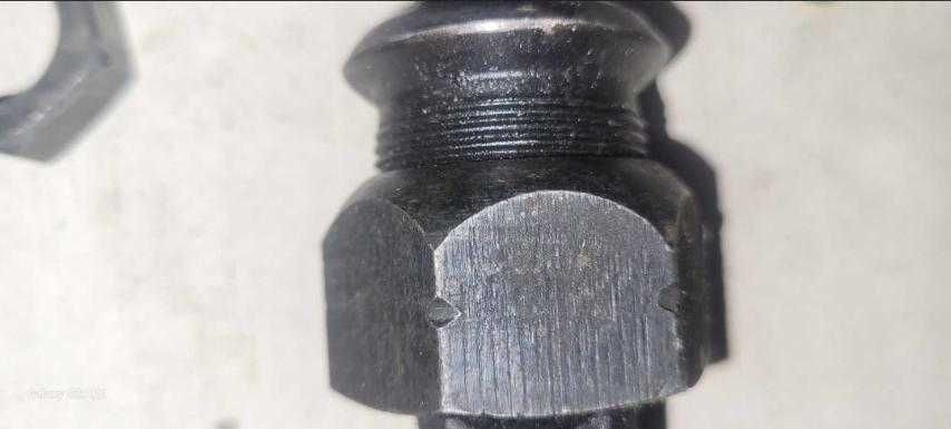 Гайка + футорка колеса заднего ГАЗ 53 3307 ЗИЛ 130 КрАЗ правая/левая