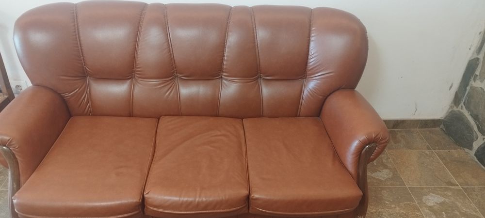 Sofá cama 3 Lugares e 2 Poltronas individuais