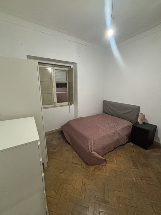 Quarto para arrendar