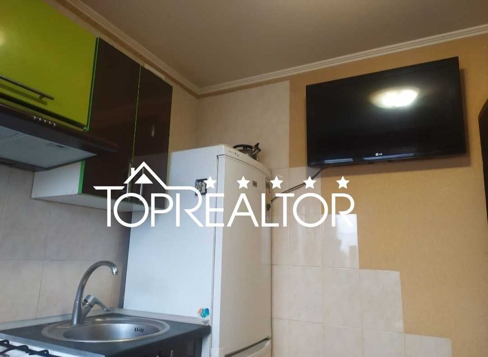 СТАЛИНКА З ЛІФТОМ! Ж/Б! Пушкінська!. Продам 2к 45 м2