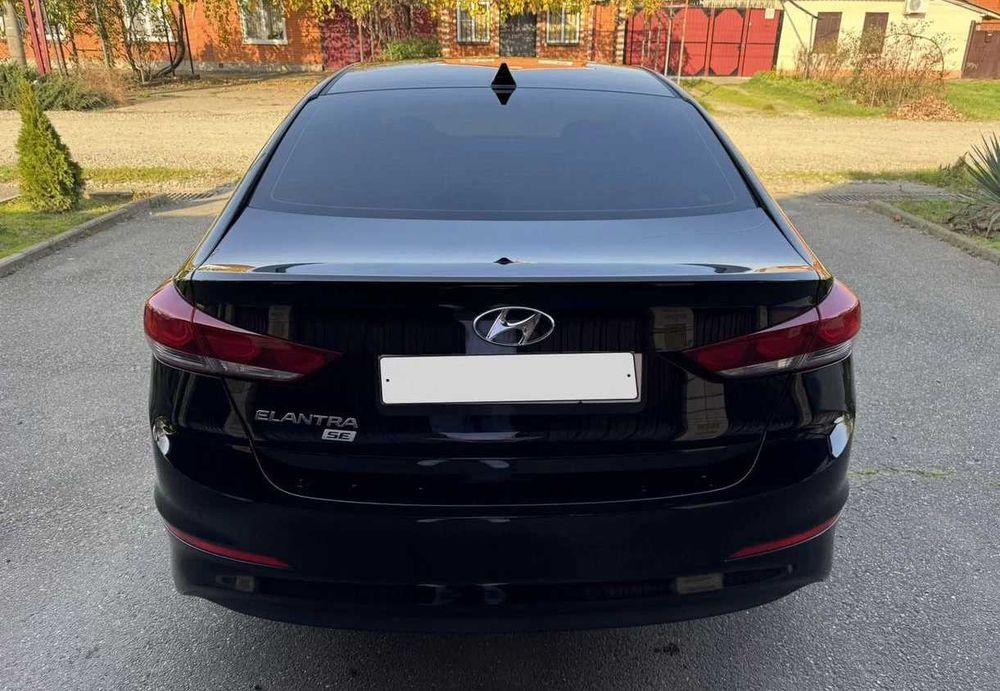 Hyundai Elantra 2.0, 2018