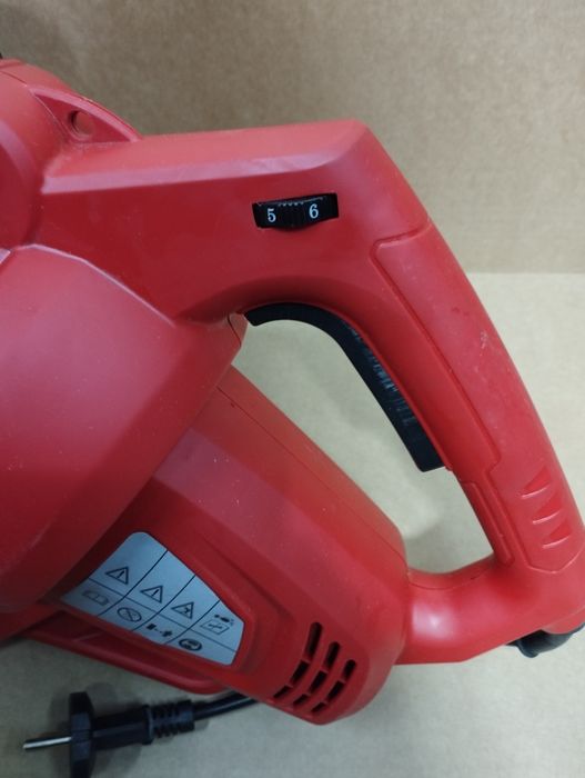 Elektryczna dmuchawa do liści/ odkurzacz