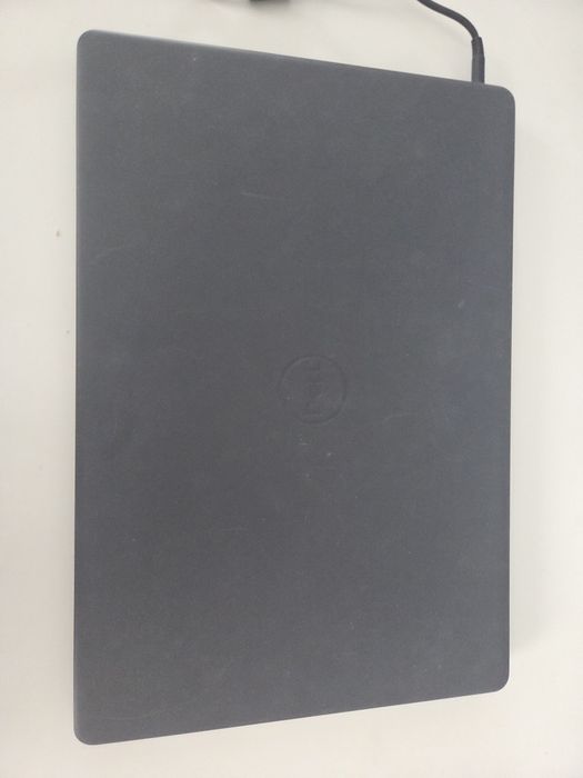 Laptop Dell Vostro 3501 8gb ram ssd 238 gb używany