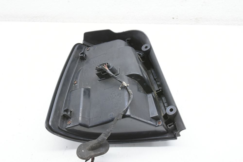 vw touran lift lampa prawa tył led katunig kt199