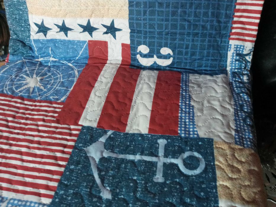 Colcha cama de solteiro nova tam 1.80x2.60