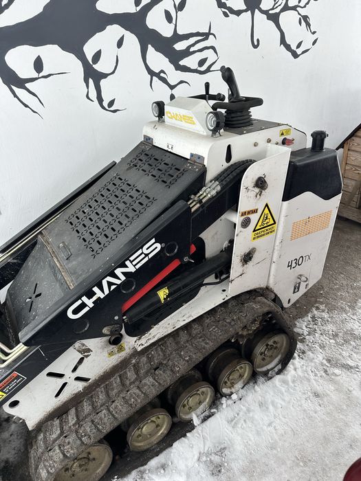 Продам міні-навантажувач CHANGS 430TX / двигун Perkins / гусеничний