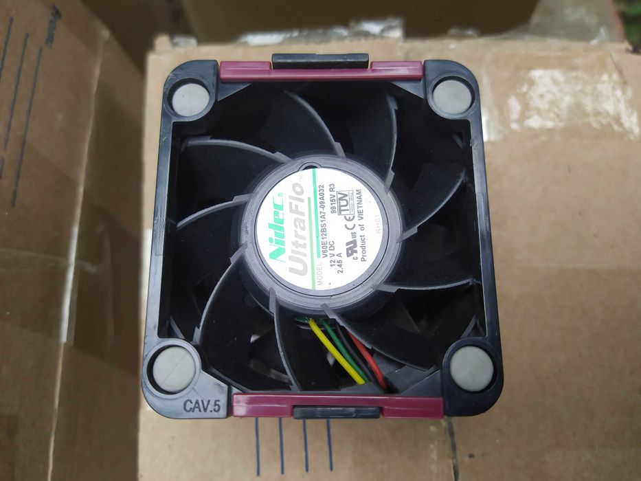 Вентилятор охолодження кулер сервера HP DL380 G6 12V 2.45-3.3A пальник
