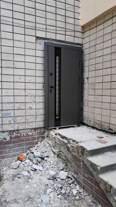 Входные двери уличные наружные в дом вхідні двері вуличні будинок' дім