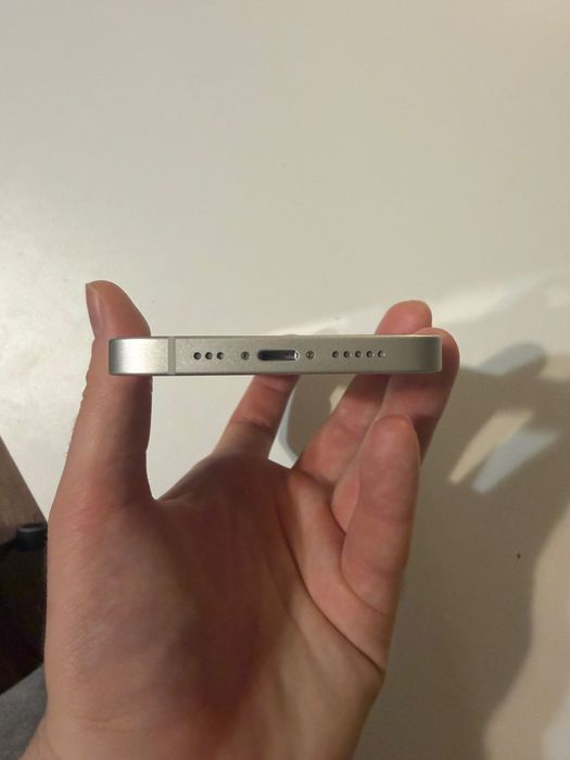 Apple iPhone 14 128GB (Starlight)