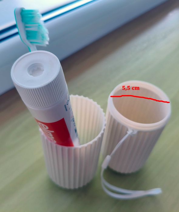 Etui podróżne na szczoteczkę do zębów i pastę