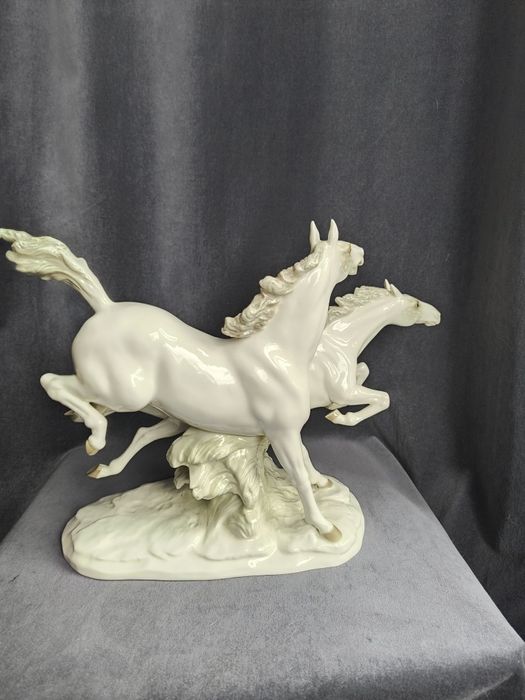 Hutschenreuther figurka Konie w galopie