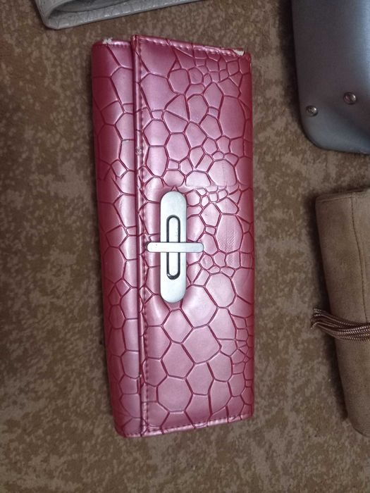 Сумка     жіноча