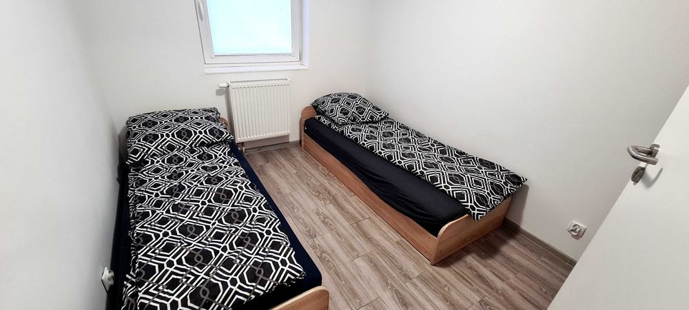 Kwatery dla pracowników - duży plac