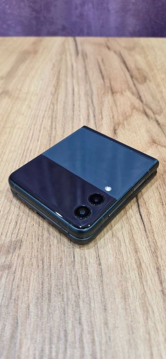 Samsung Galaxy Z Flip 3 8/256Gb Green