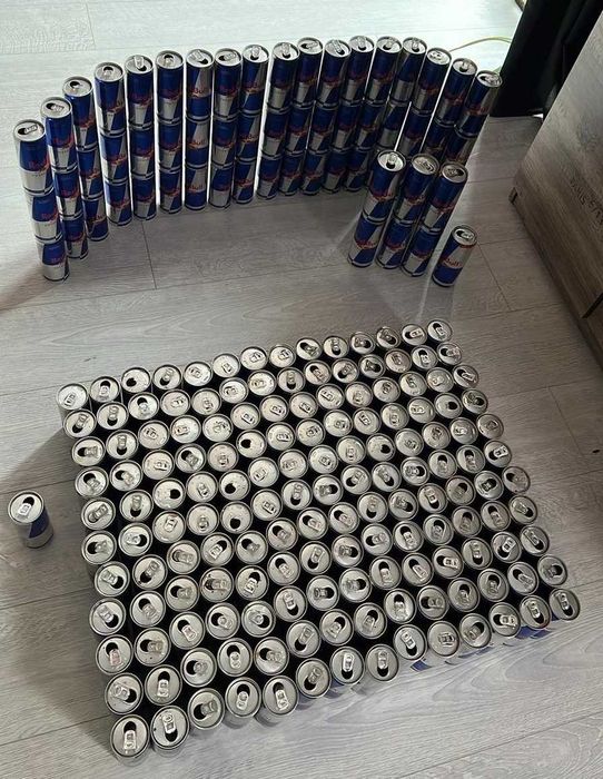 Puszki po redbullu (210szt+)