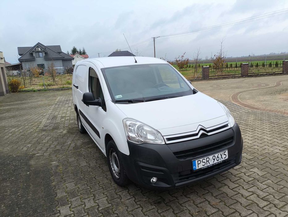 Citroen Berlingo VAN 2015 pierwszy właściciel bezwypadkowy garażowany