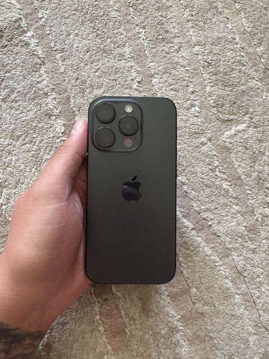 продам iphone 15 pro