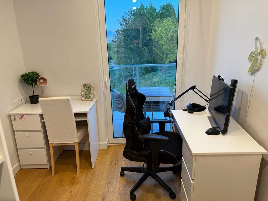 Piękne mieszkanie z widokiem na wynajem | 3 pokoje | 2 balkony | 56,44 m² | garaż