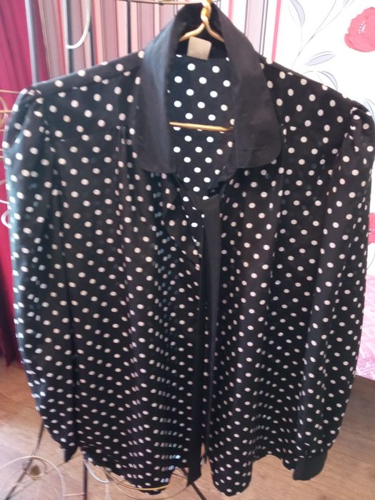 Кофта в горошек .