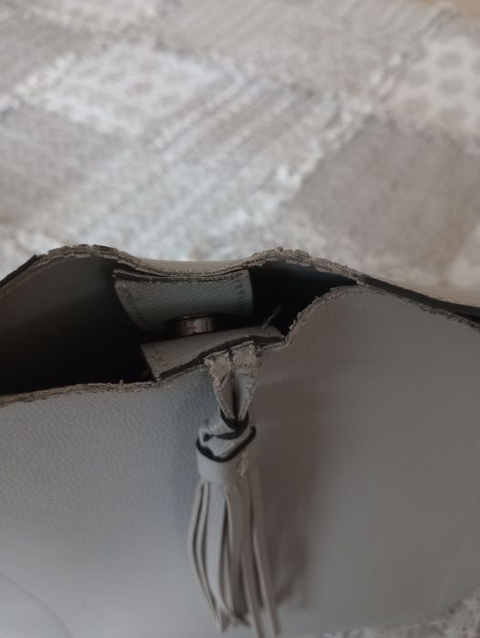 Szara torebka na ramię usztywniana