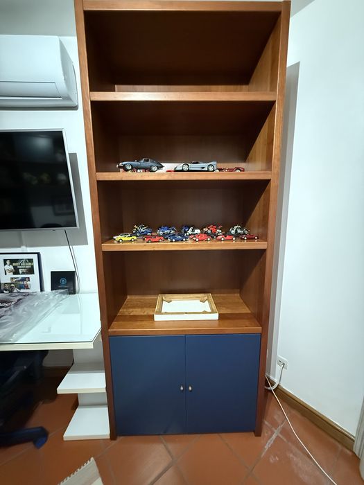 Mobília quarto solteiro, 2 camas, 2 colchões, otimo estado