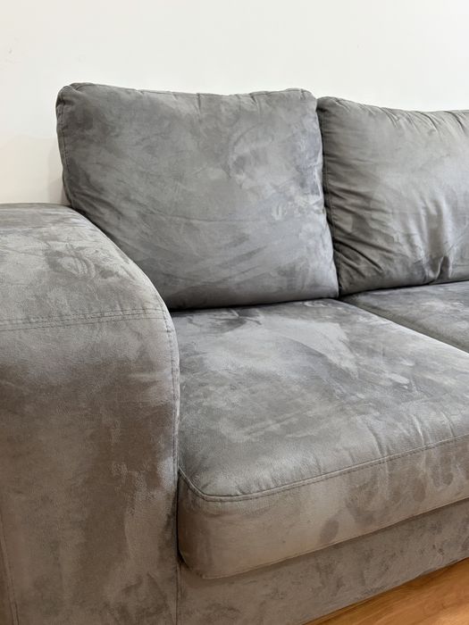 Sofá Cinza com Chaise longue
