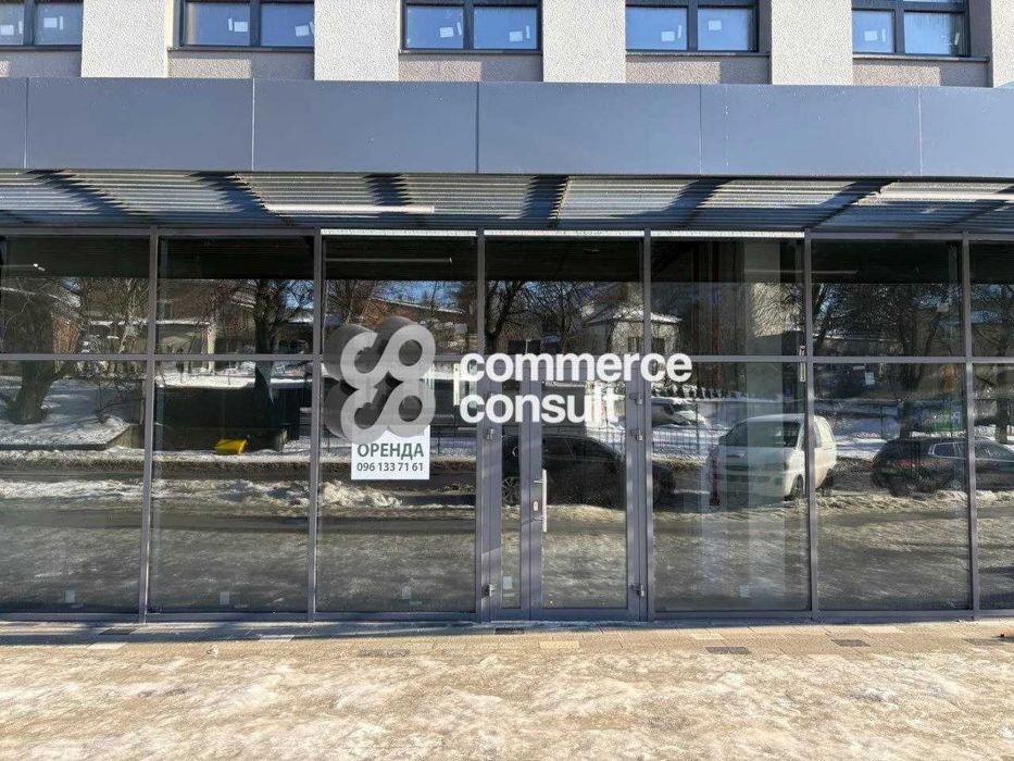 Оренда фасаду 140 м2 на вул. Замарстинівська