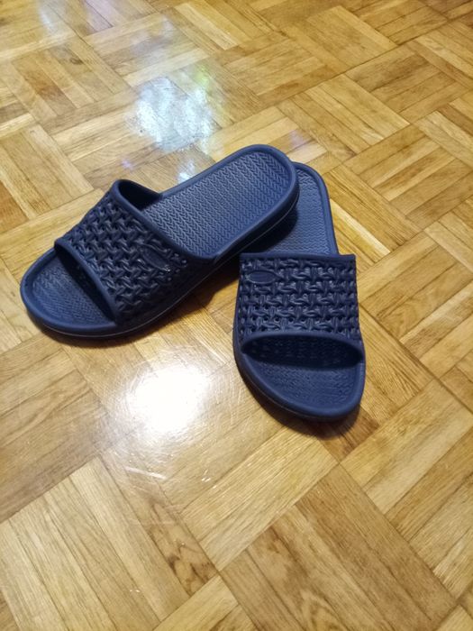 Klapki 37 używane