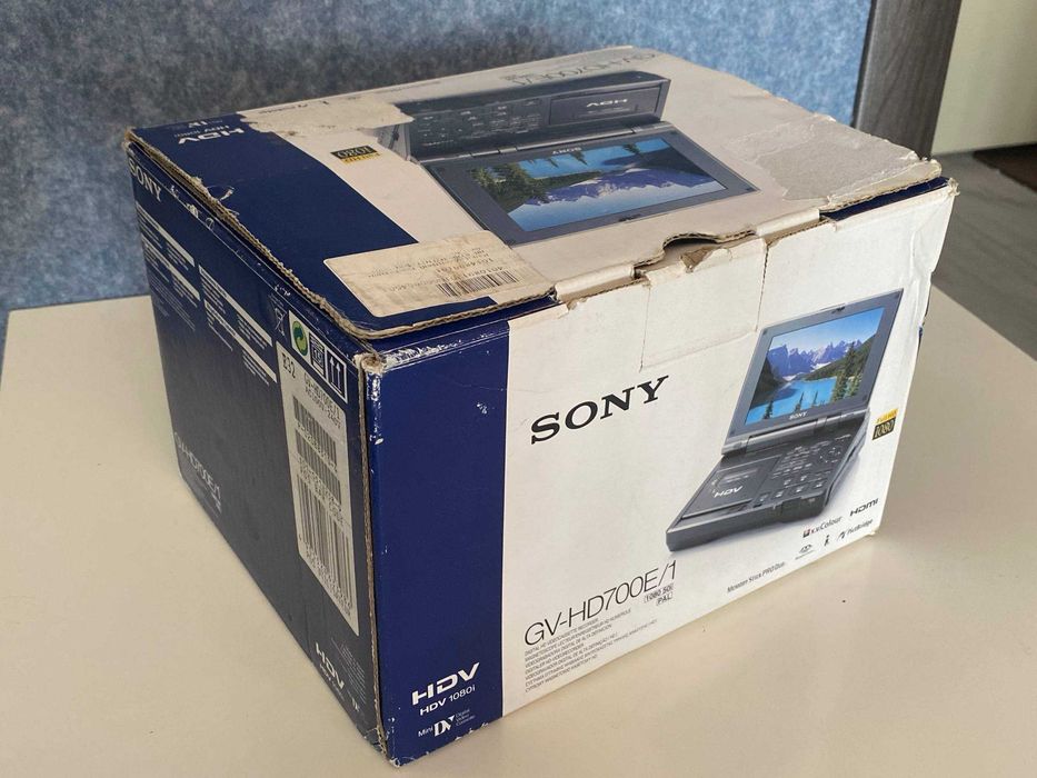 Sony GV-HD700E/1 (MiniDV / HDV) | майже новий | повний комплект