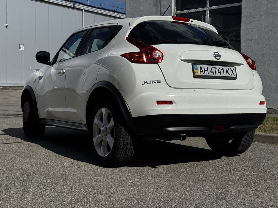 Nissan Juke (офіційний), куплений в автосалоні, один власник.