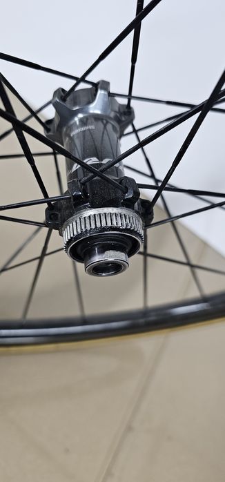 Koło 28" Dura-Ace C40 WH-R9170 . Nowa szytka.