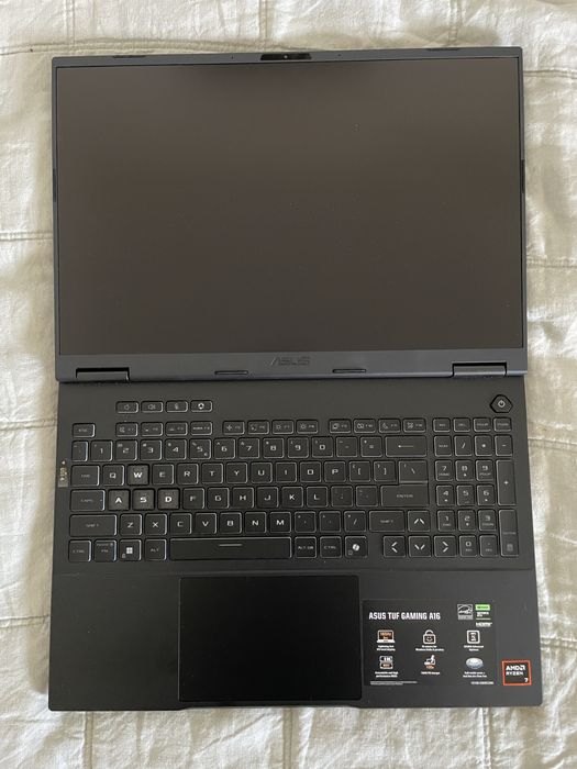 Asus TUF Gaming A16 FA608UM-R7165W