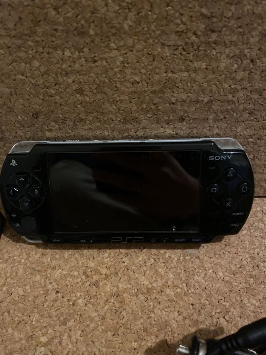 PSP Console with Games64739306399745121