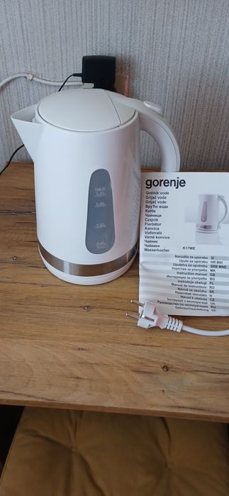 Продам электрочайник Gorenje K17WE