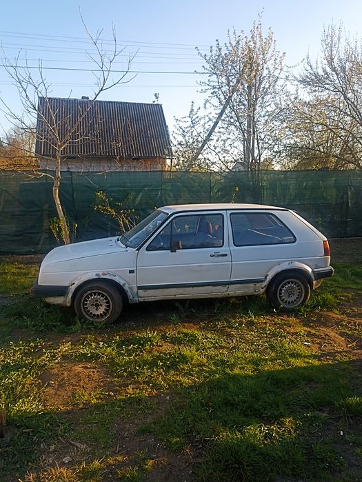 Volkswagen Golf 2