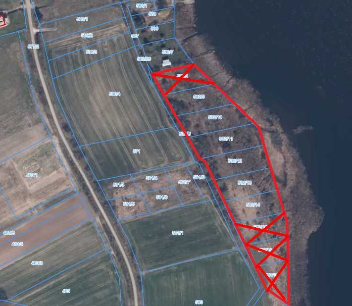 Działka nad jeziorem Sitno w pierwszej linii brzegowej