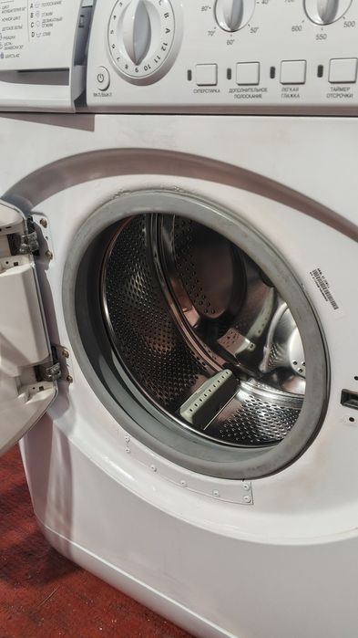 Пральна машина HOTPOINT ARISTON