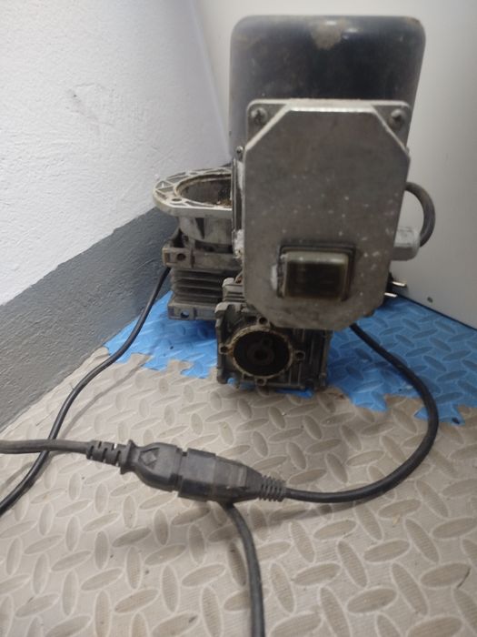 Motoreduktor pieca Defro EKR