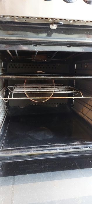 Kuchenka wolnostojąca halogenową Amica