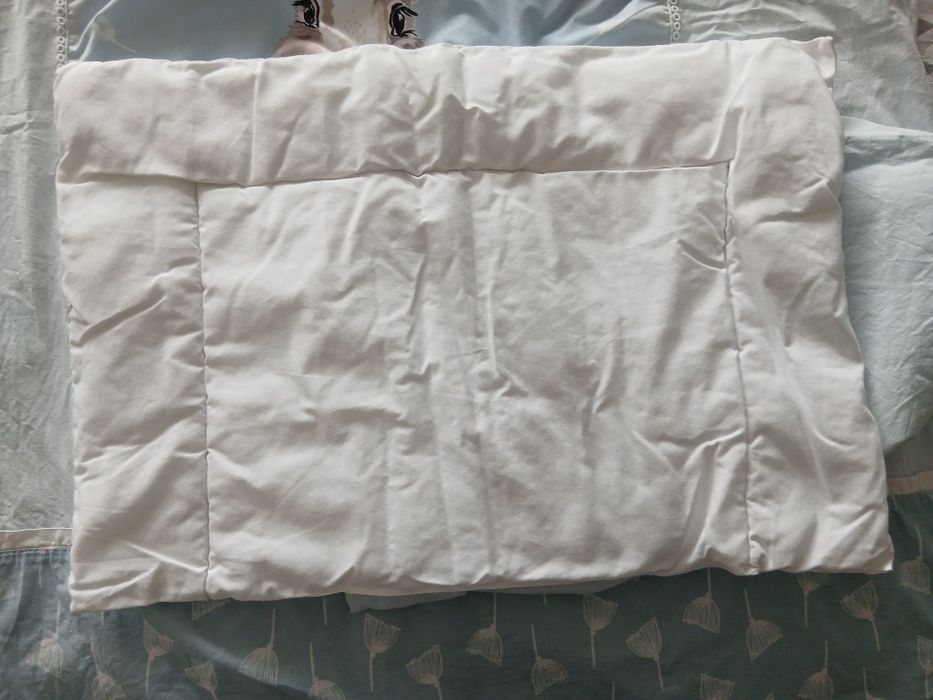 Постіль у ліжечко ковдра, подушка, непромокаюча пелюшка