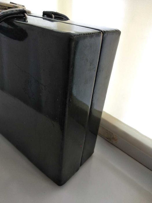 Раритетный саквояж