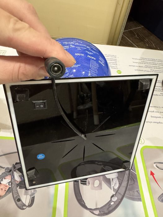 Левітуючий магнітний глобус з підсвіткою