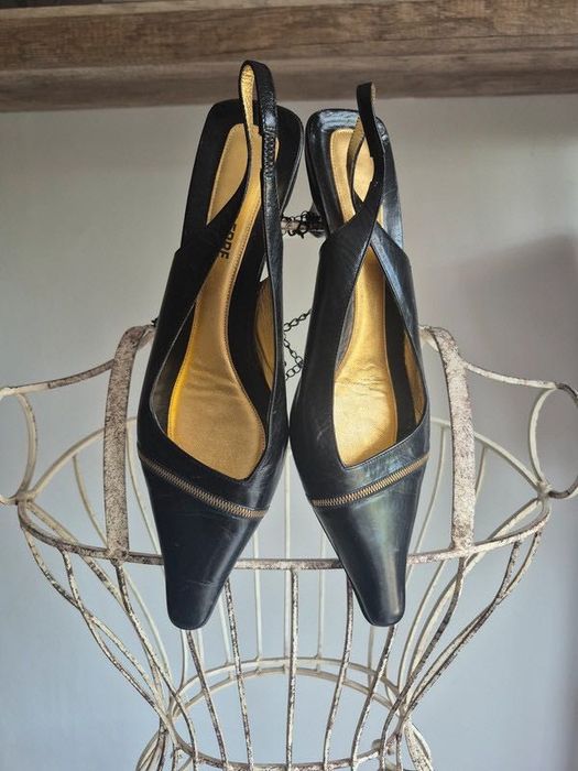 Lerre czółenka avant garde szpic leather skóra archive 00s handmade