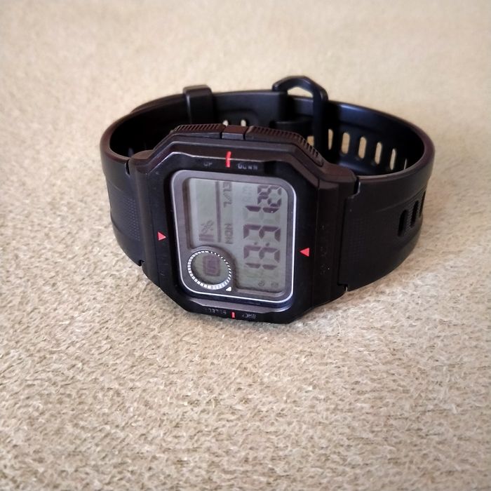 Смарт часы amazfit