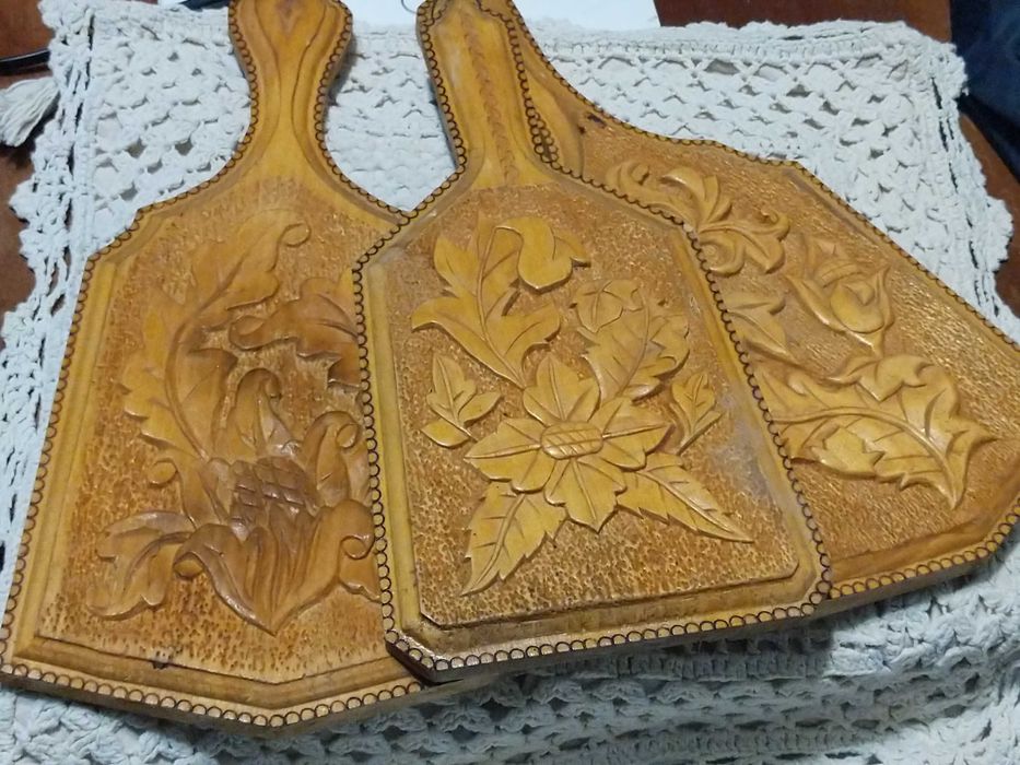Дерев'янні грибочки, вази, дошечки, вироби з лози, корзинки