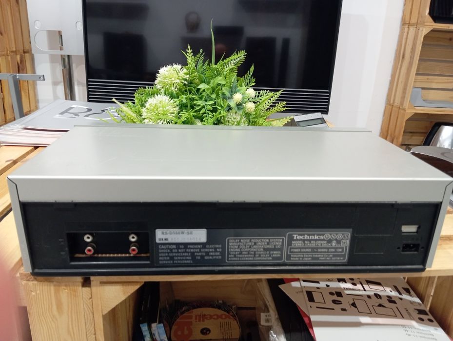 Magnetofon Technics RS-D550W