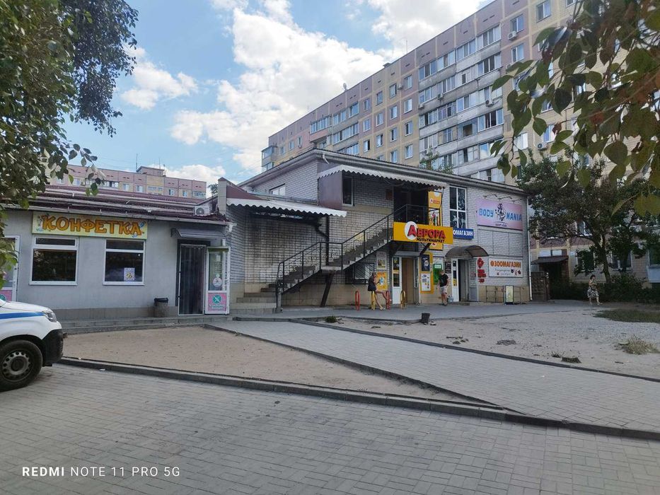 Продам  уютную  2-х квартиру, на Терещенковской,27. Отличная локация.