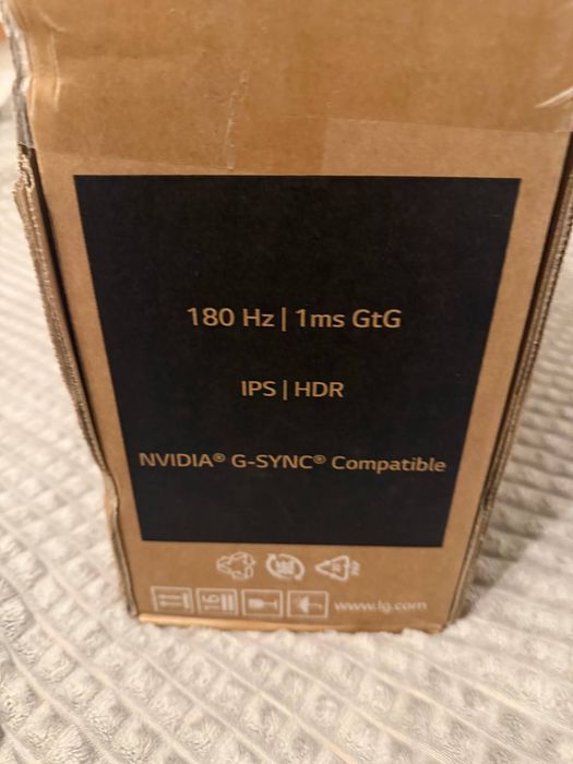 Ігровий монітор LG UltraGear 32GS75Q-B 180 Гц IPS 31.5”